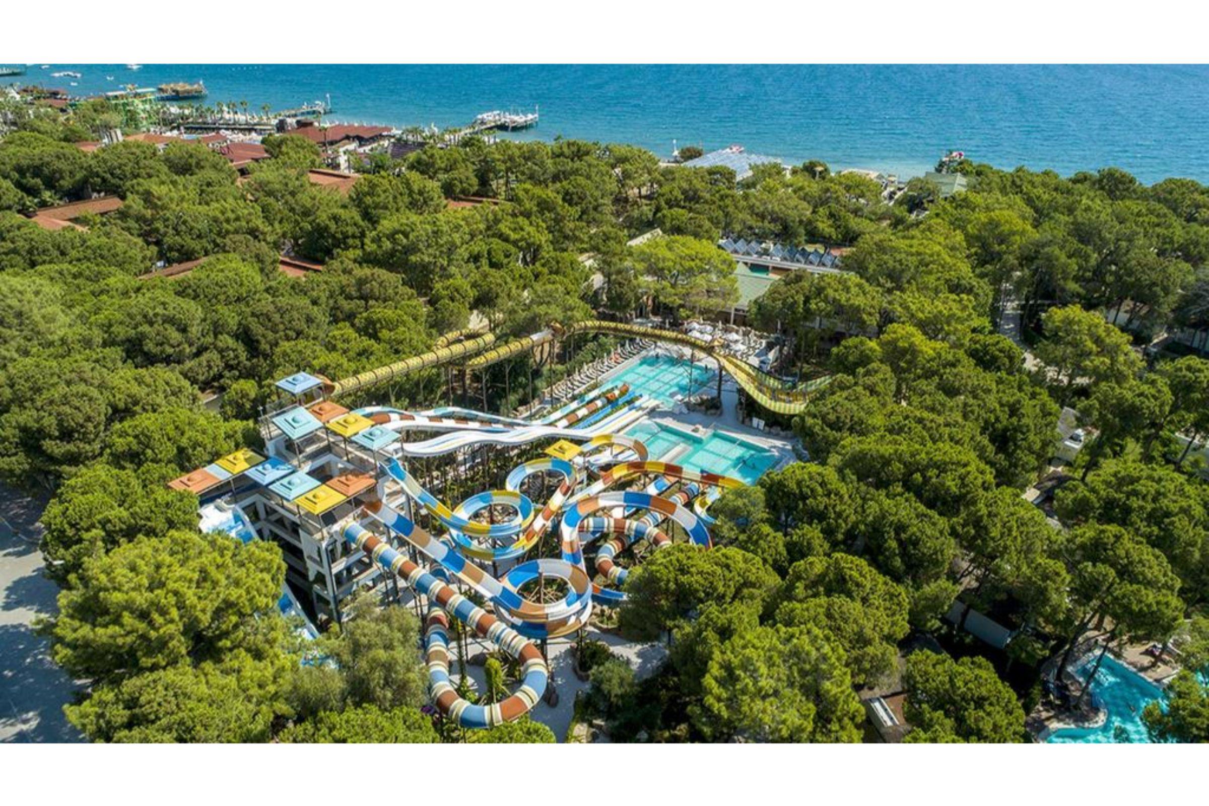 Nirvana Mediterranean Excellence ベルディビ エクステリア 写真
