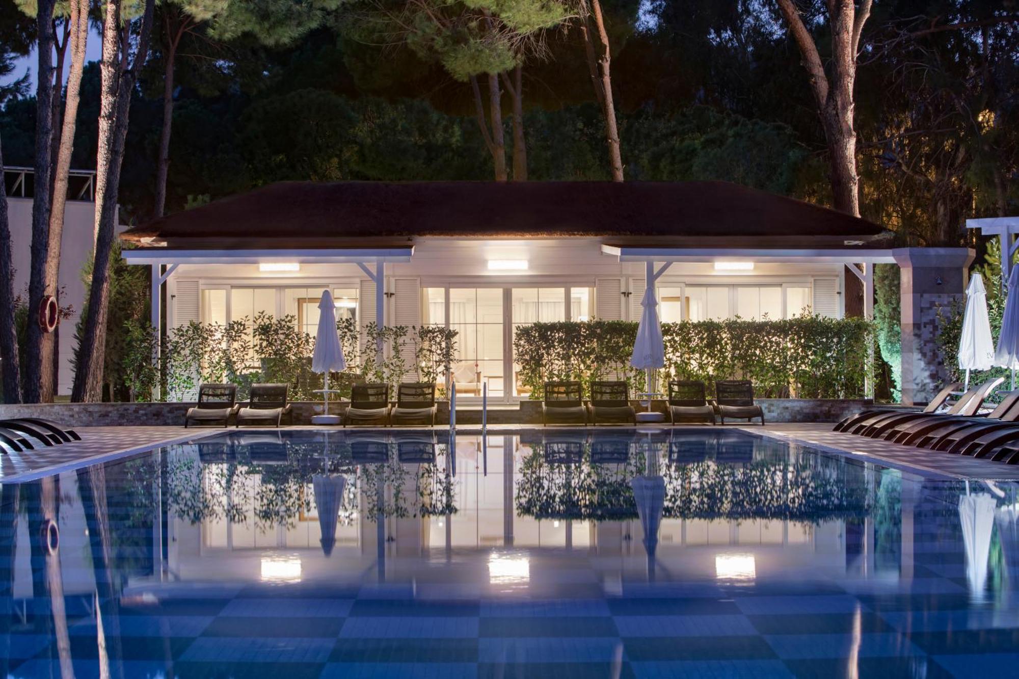 Nirvana Mediterranean Excellence ベルディビ エクステリア 写真